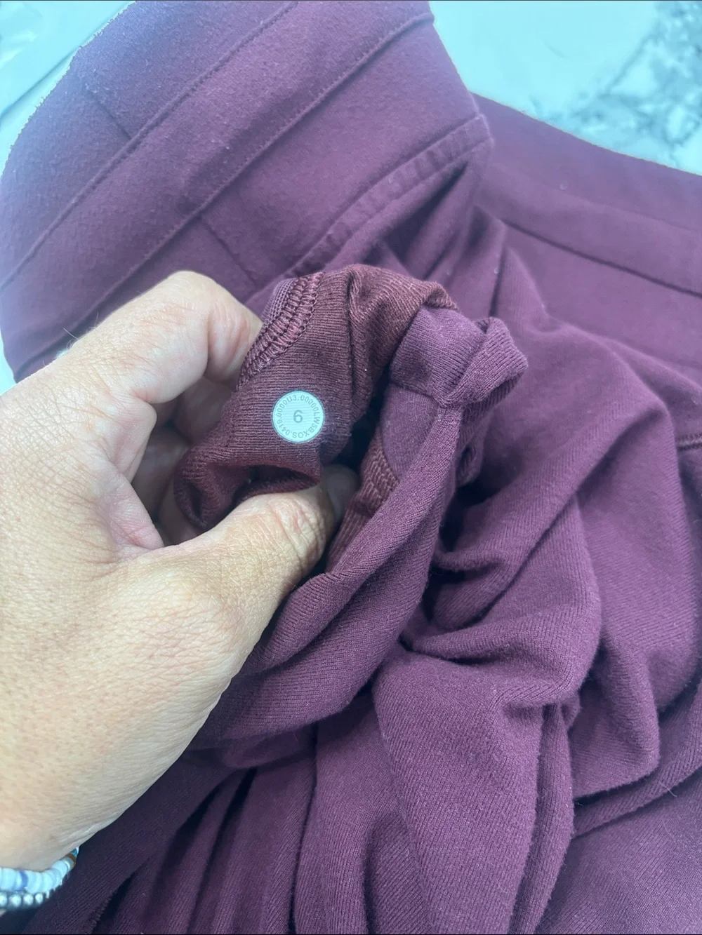 **FLAWED lulu joggers